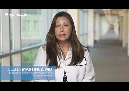 Captura de pantalla del video "¿Es seguro que acuda a mis citas prenatales?"