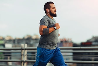 Persona corriendo al aire libre