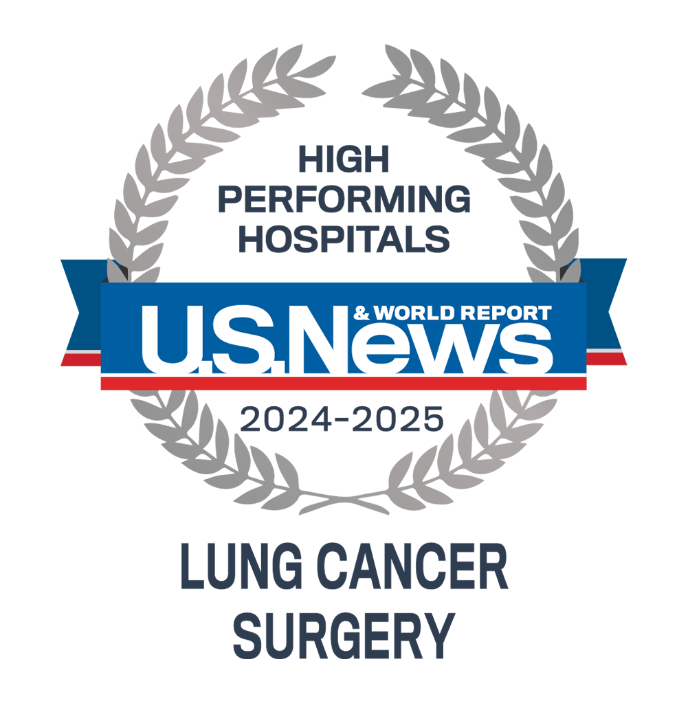 Insignia de hospital de alto desempeño 2024-25 de U.S. News & World Report en cirugía para cáncer de pulmón