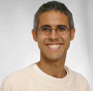Photo of Lester C Laraway, DDS