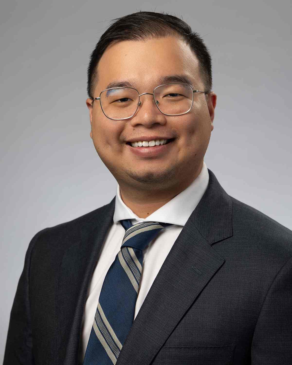 Photo of Dinh Luc, DDS