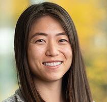 Photo of Julie Yang, PT