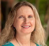 Photo of Brenda E Arzillo, LSW