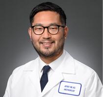 Photo of Jeffrey Sung Joo Kim, MD