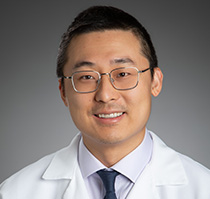 Photo of Ray Yue Zhang, MD